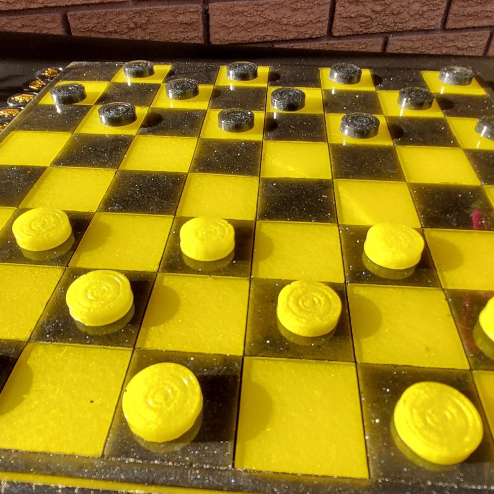 Checkers and Chessboard Set - Picture 10 of 10